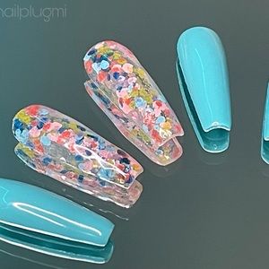 Dried Flowers Press-On Nail Set | The Nail Plug @thenailplugmi